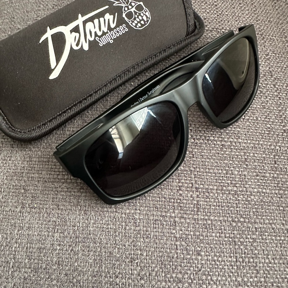 Sunglasses - Picture 2 of 3